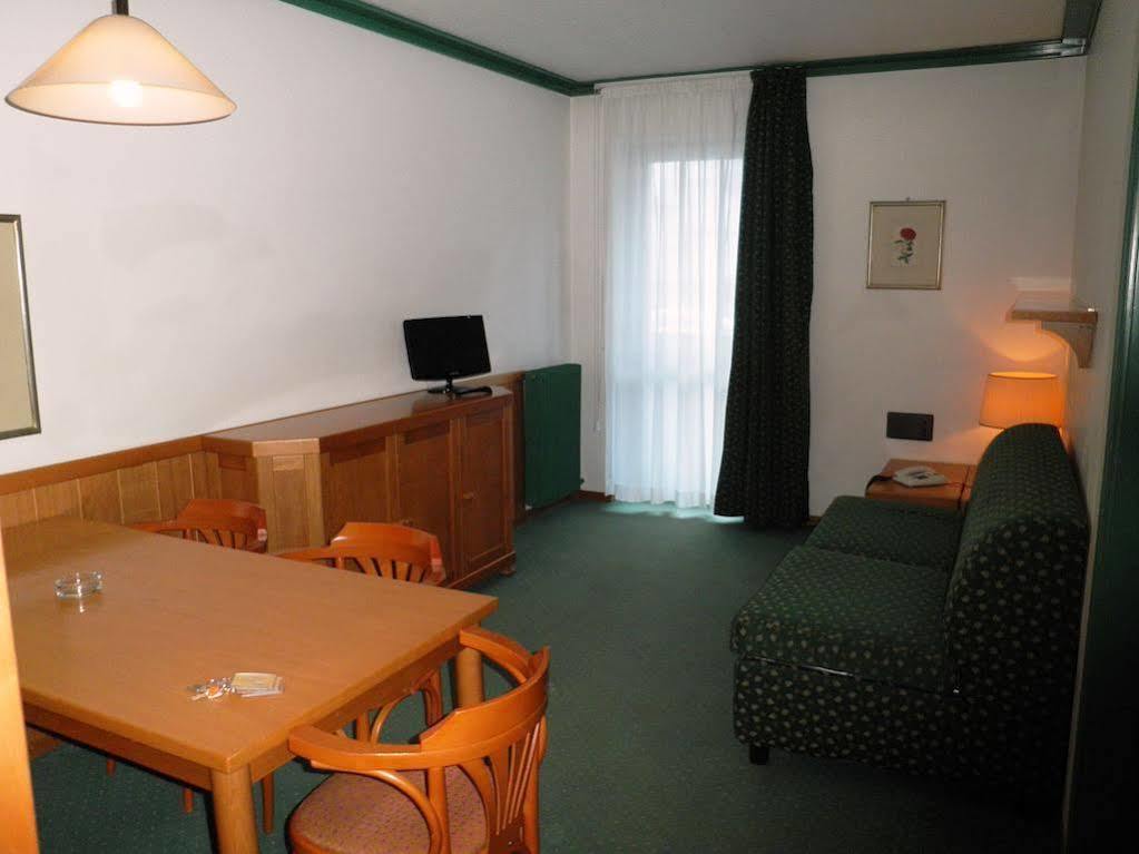 Residence Hotel Sport Campiglio Мадонна-ди-Кампильо Экстерьер фото